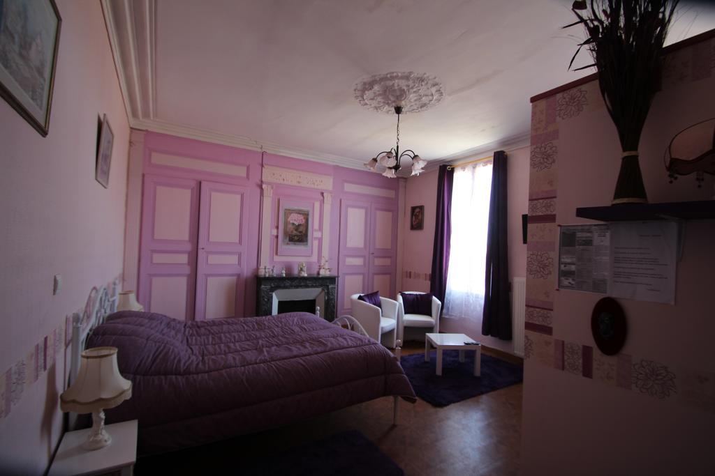 Bed and Breakfast Domaine Des Roses Vaudelnay Номер фото