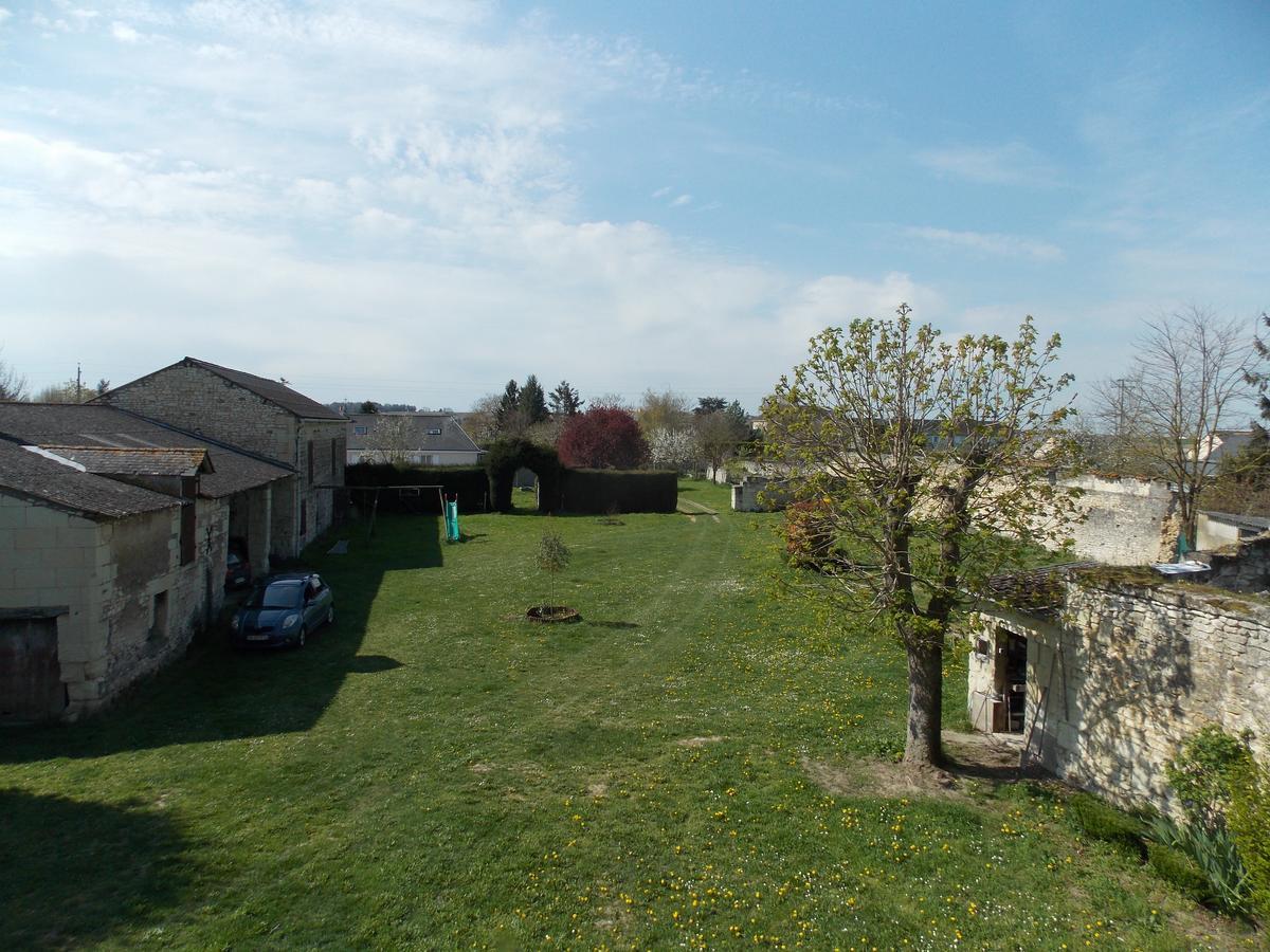 Bed and Breakfast Domaine Des Roses Vaudelnay Екстер'єр фото
