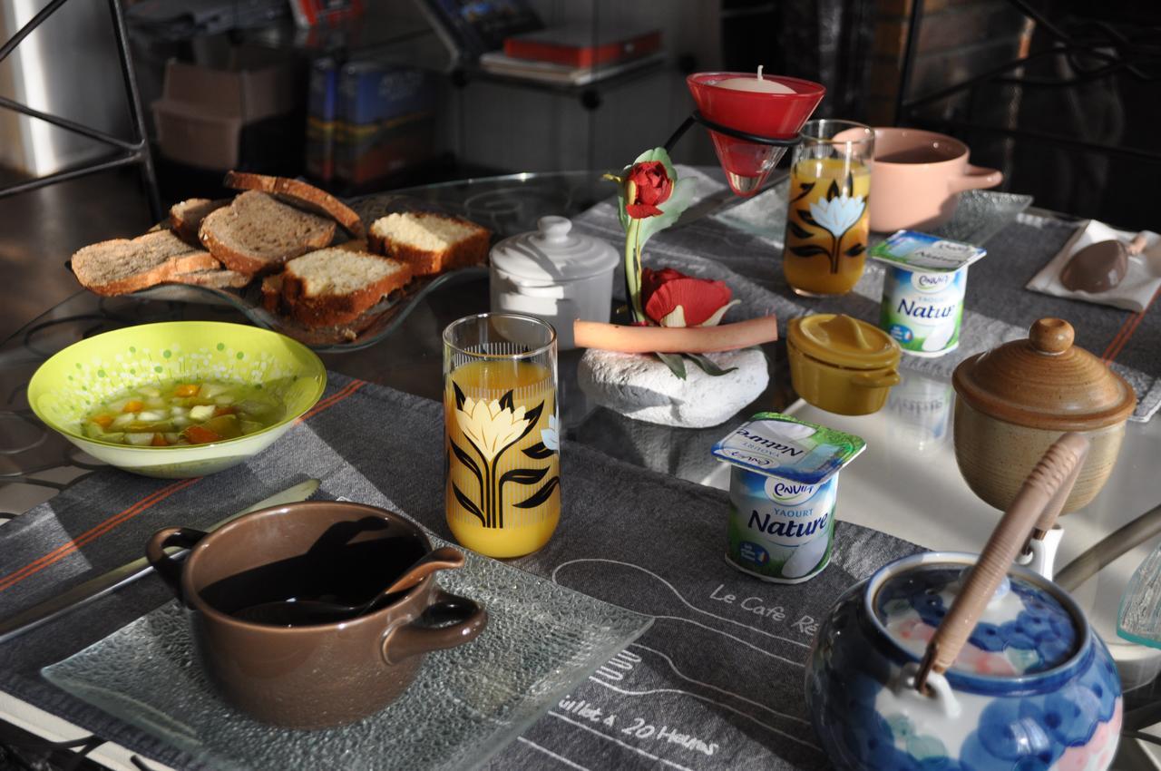 Bed and Breakfast Domaine Des Roses Vaudelnay Екстер'єр фото