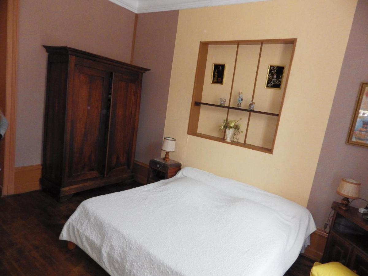 Bed and Breakfast Domaine Des Roses Vaudelnay Екстер'єр фото
